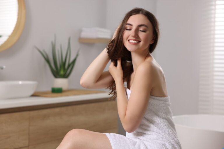 Babosa Milagrosa: 5 Formas Pouco Conhecidas (e Comprovadas) de Usar Aloe Vera para Cabelos Incrivelmente Fortes e Brilhantes
