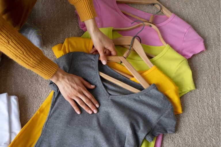 Morando sozinho: dicas para manter as roupas sempre impecáveis